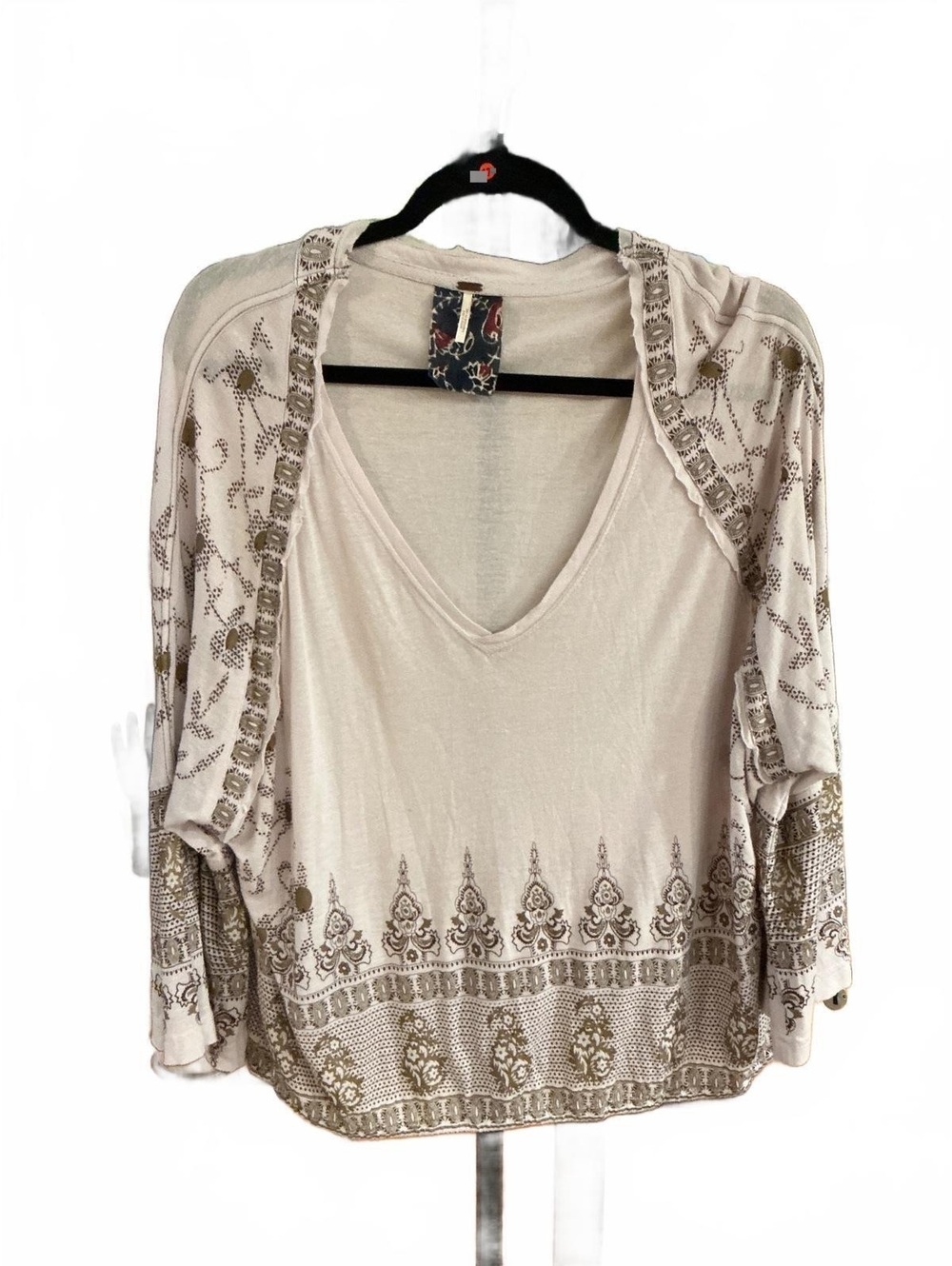 #FP048 Free People Medallion Print Top, size L